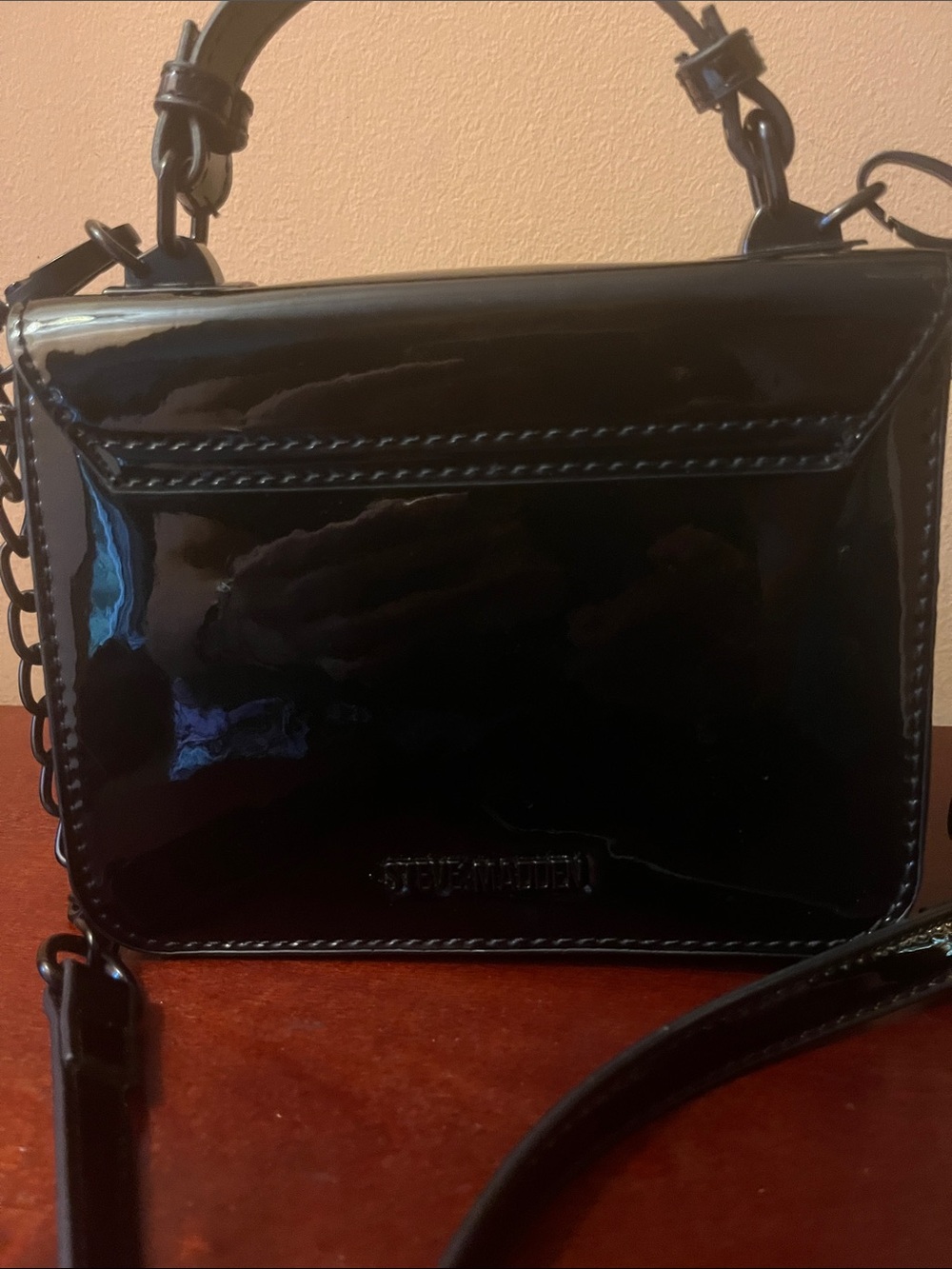Patent-Style Black Gloss Crossbody with Chain Strap - Picture 4 of 9